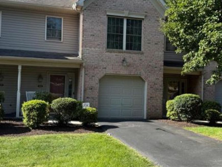 539 Pond View Court , Harrisburg, PA 17110 Main Photo