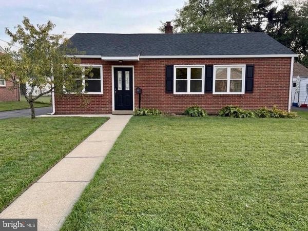 225 BASSETT AVENUE, NEW CASTLE, DE 19720