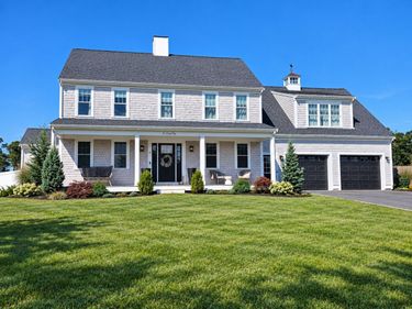 6 Karas Way, Plymouth, MA 02360