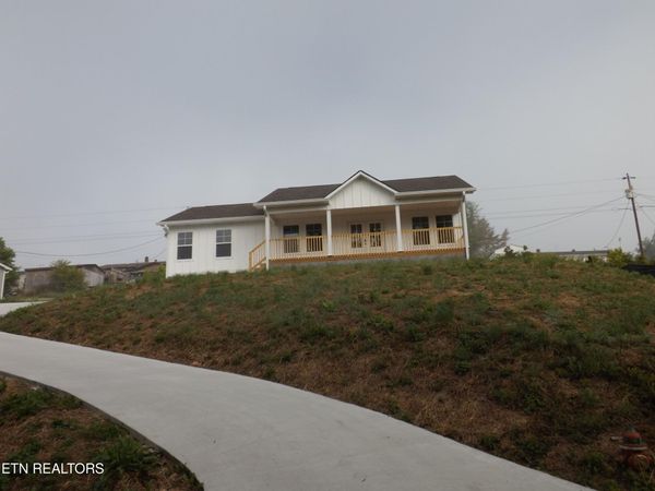 328 Wilson Hurst St, Tazewell, TN 37879