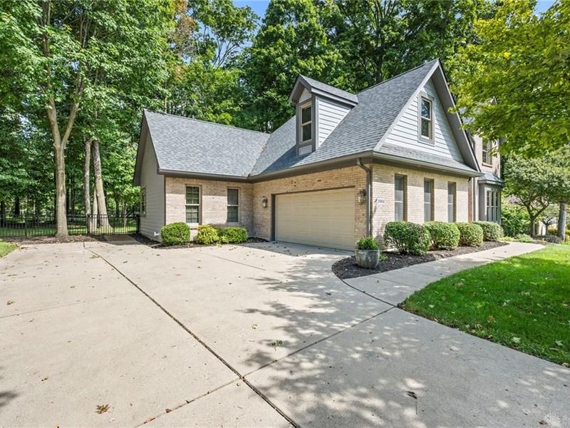 2968 Walling Way, Beavercreek, OH 45434 Photo 2
