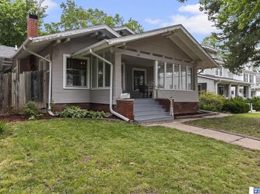 610 S 28th Street, Lincoln, NE 68510