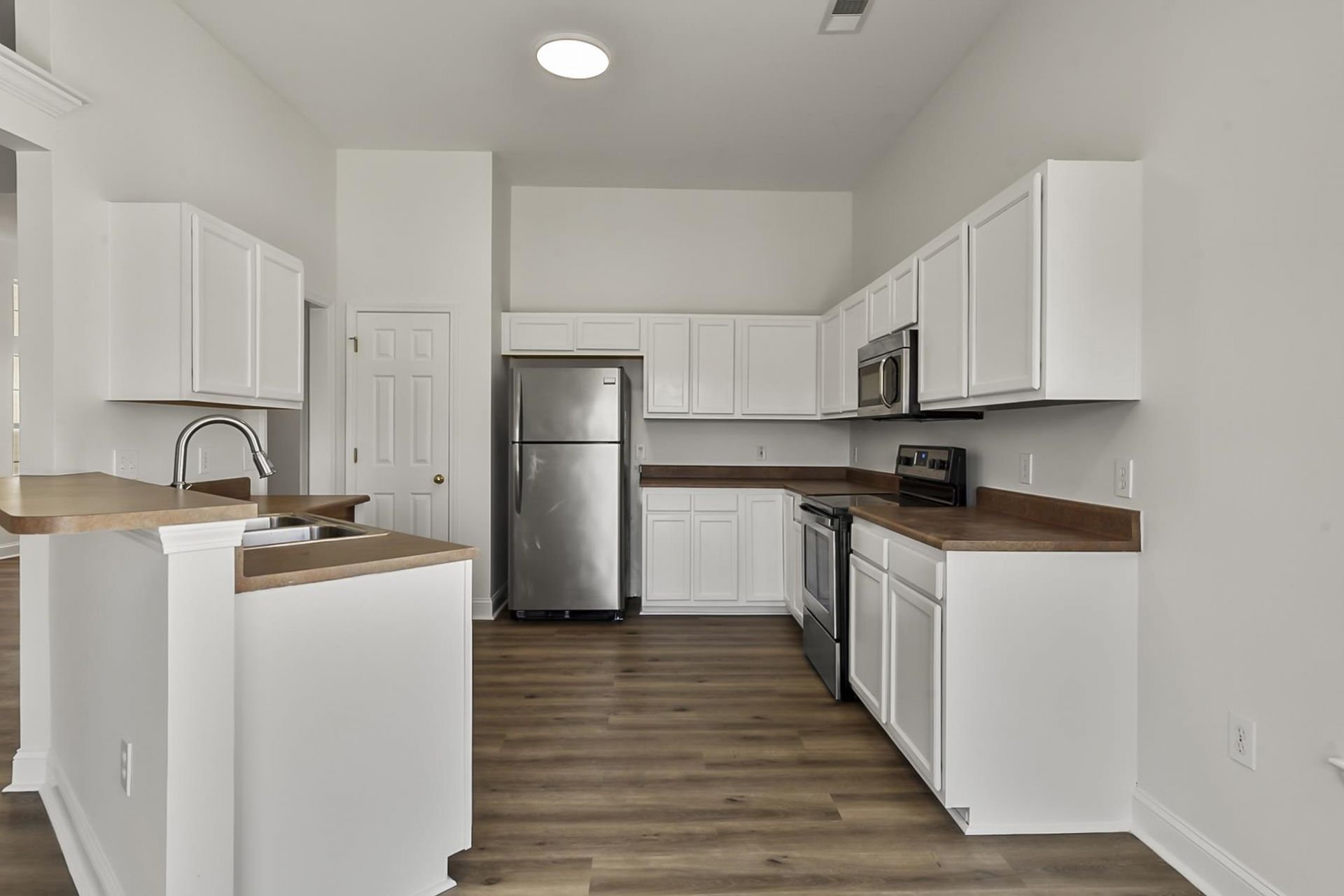 5911 Bridlewood Rd. Photo 15