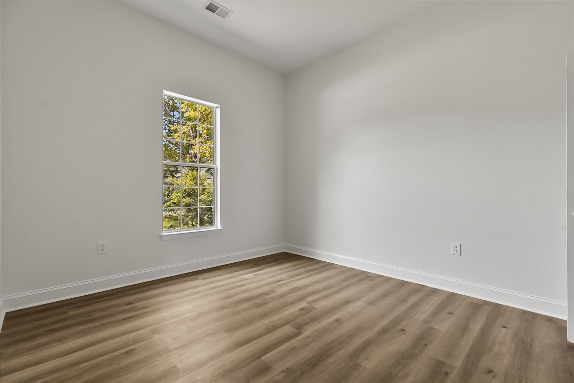 5911 Bridlewood Rd. Photo 30