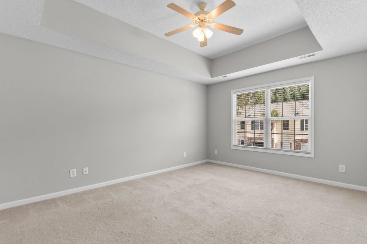 4358 Rivergate Ln. Photo 10