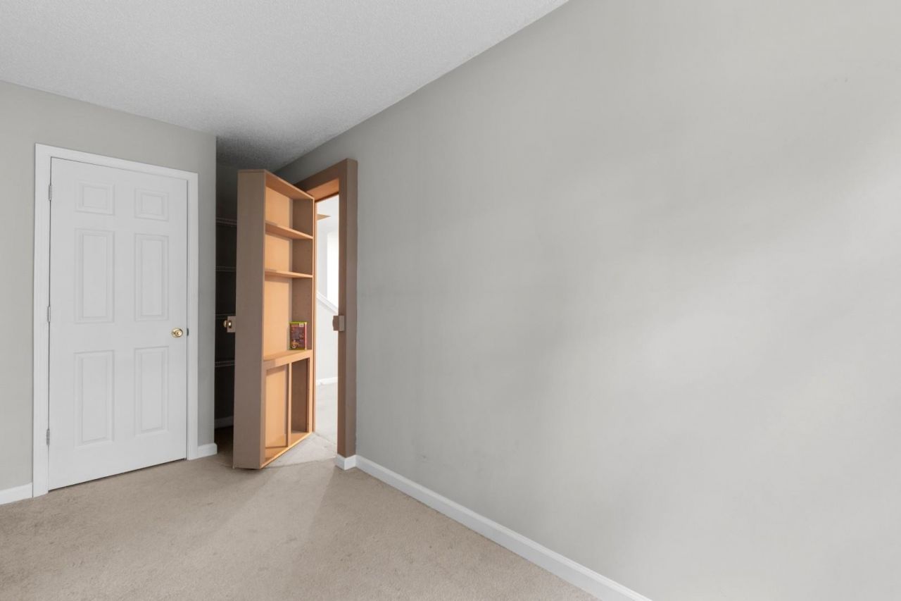 4358 Rivergate Ln. Photo 22
