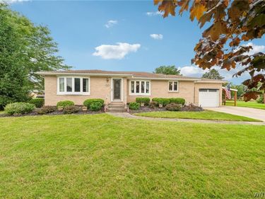 20 Maria Lane , Cheektowaga, NY 14227