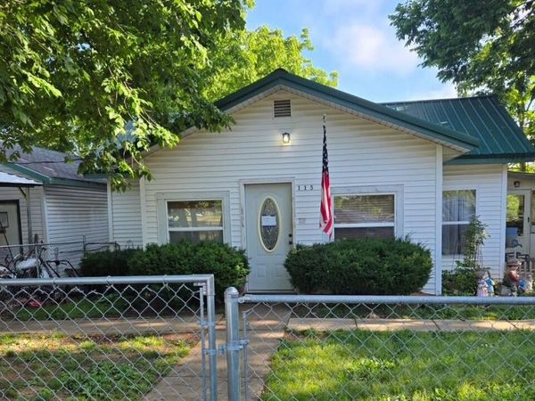 115 5th Street , Taneyville, MO 65759