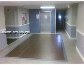 488 NW 165th St Rd, Unit B-408, Miami, FL 33169 Photo