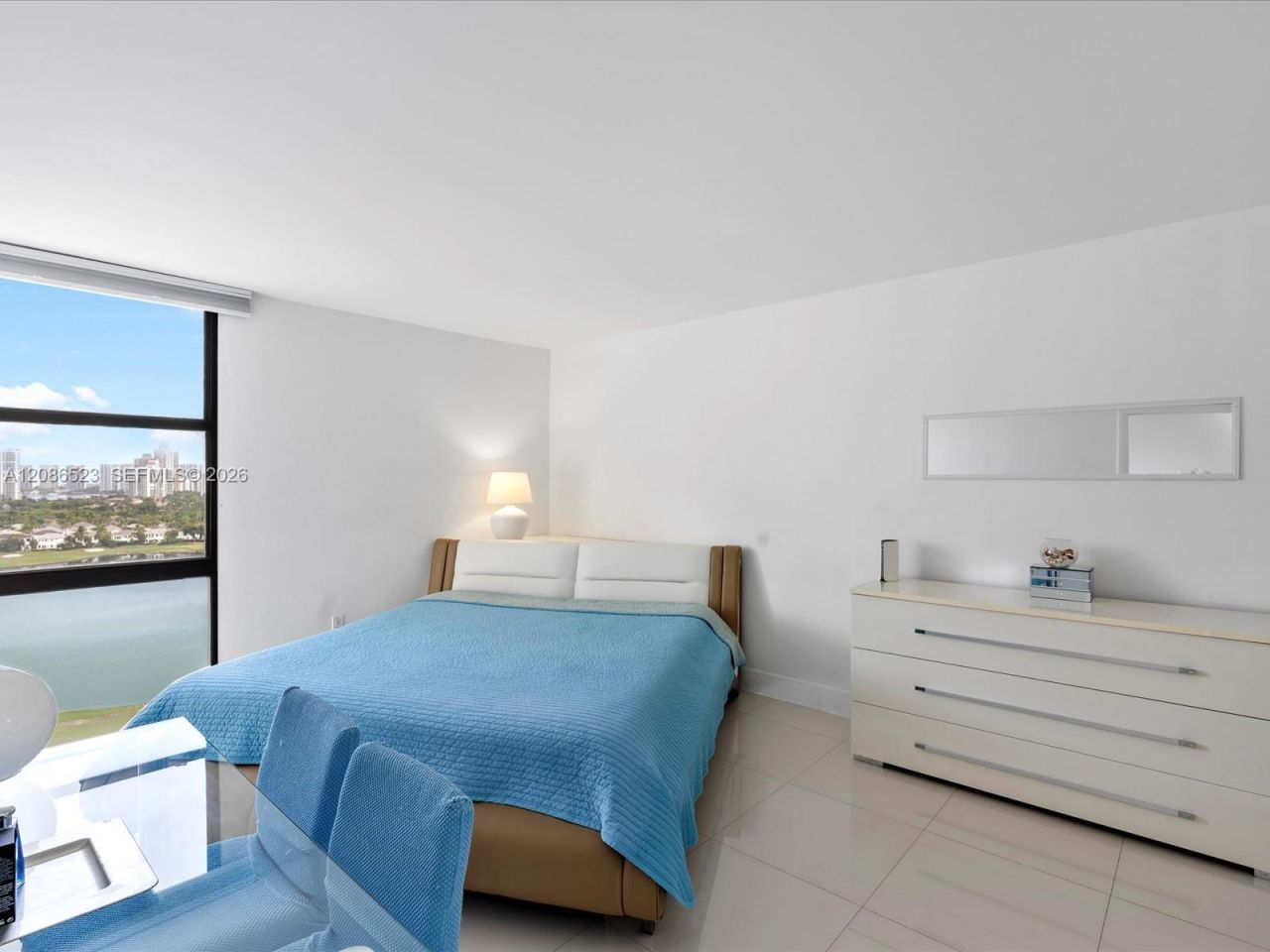 3675 N Country Club Dr, Unit 1607, Aventura, FL 33180 Photo