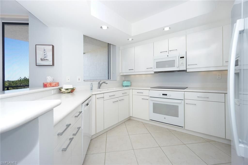 7225 Pelican Bay Blvd, Unit 502, Naples, FL 34108 Photo