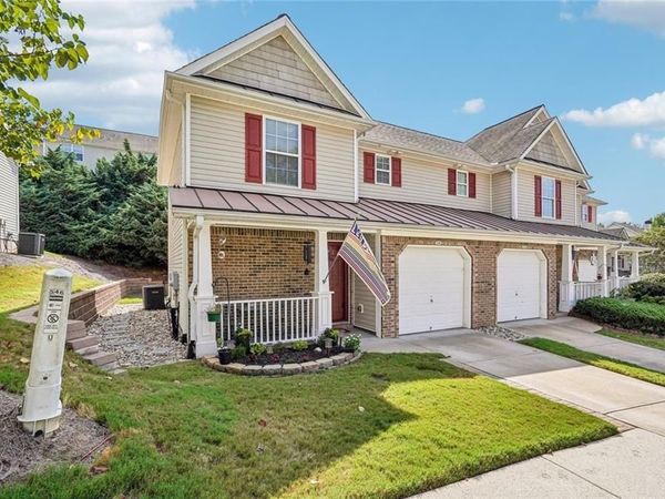 546 Fox Creek Crossing, Woodstock, GA 30188