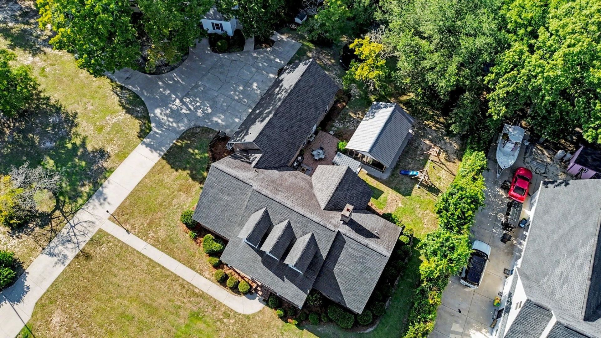 387 Robin Dr. Photo 40