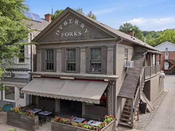 939 Main Street, Honesdale, PA 18431
