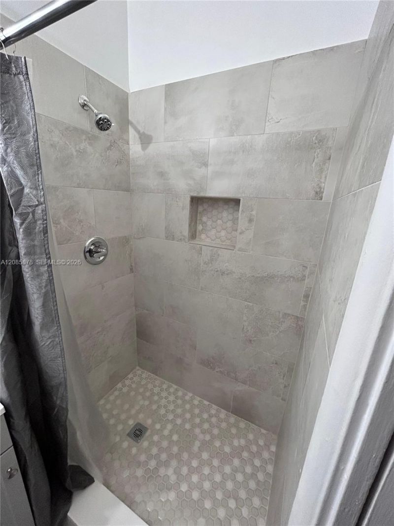 6541 SW 5th St, Pembroke Pines, FL 33023 Photo