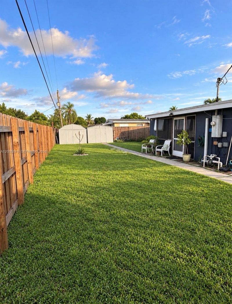 6541 SW 5th St, Pembroke Pines, FL 33023 Photo