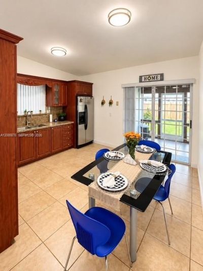 6541 SW 5th St, Pembroke Pines, FL 33023 Photo