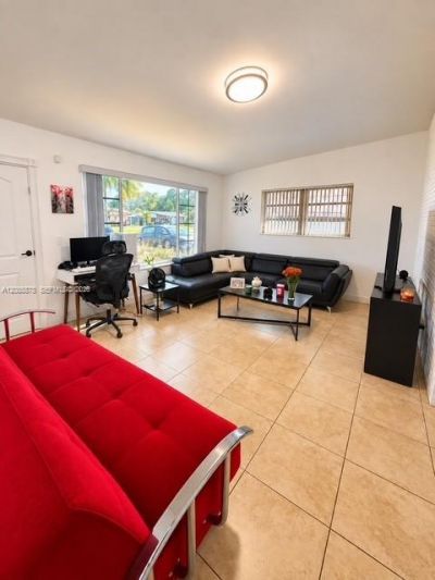 6541 SW 5th St, Pembroke Pines, FL 33023 Photo