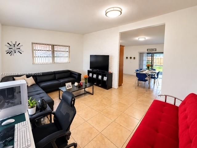 6541 SW 5th St, Pembroke Pines, FL 33023 Photo