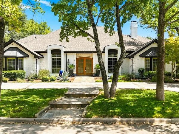5702 Club Oaks Drive, Dallas, TX 75248