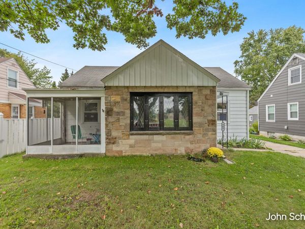 903 Edna Street SE, Grand Rapids, MI 49507