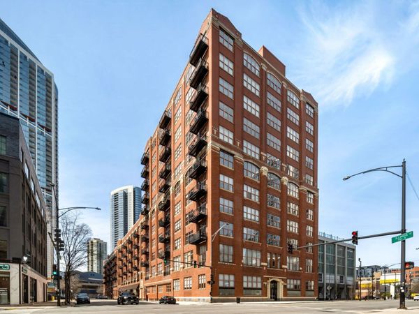 360 W Illinois Street , Unit 612, Chicago, IL 60654