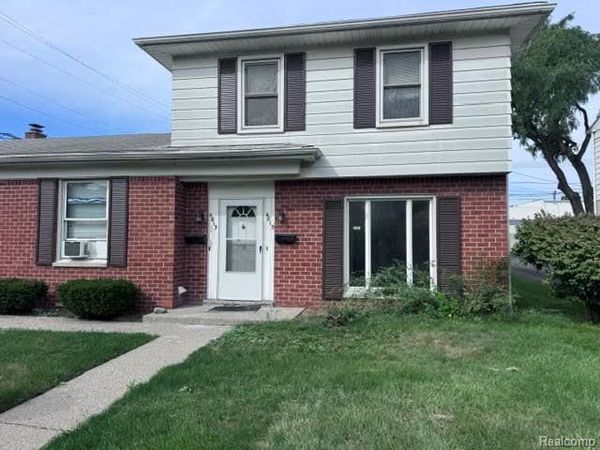 4815 Briarwood Avenue, Royal Oak, Mi 48073