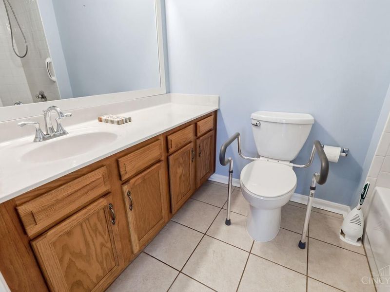2850 Ashton Circle, Fairfield Township, OH 45011 Photo 23