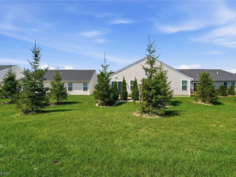 316 Pebble Creek Court, Amherst, OH 44001 Photo 25