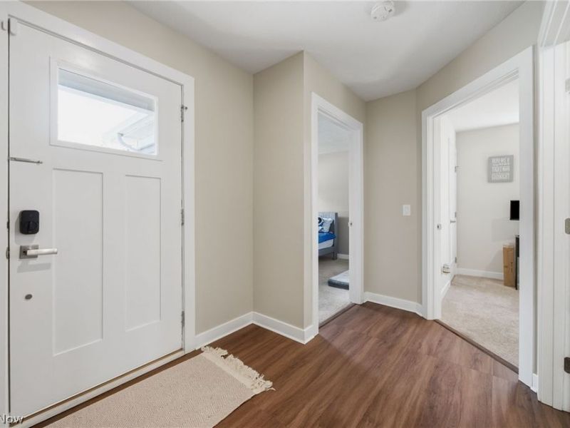 316 Pebble Creek Court, Amherst, OH 44001 Photo 7