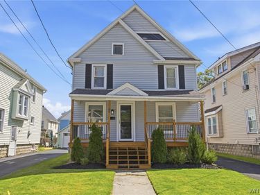 52 N Lyon Street , Batavia, NY 14020