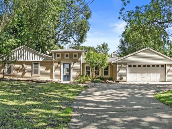 7118 N Lannon ROAD, Lannon, WI 53046