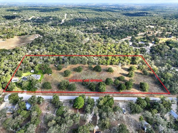 330 Blackjack Rd, La Vernia, TX 78121