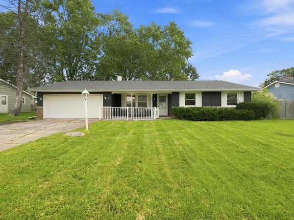 2614 Forest Valley Drive, Fort Wayne, IN 46815