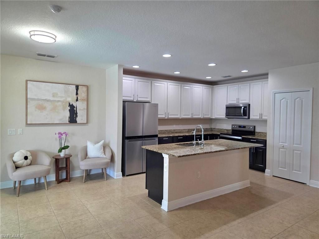 1104 NW 24th Ave, Cape Coral, FL 33993 Photo