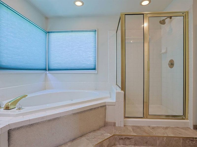 11715 Kemperwoods Drive, Symmes Township, OH 45249 Photo 25