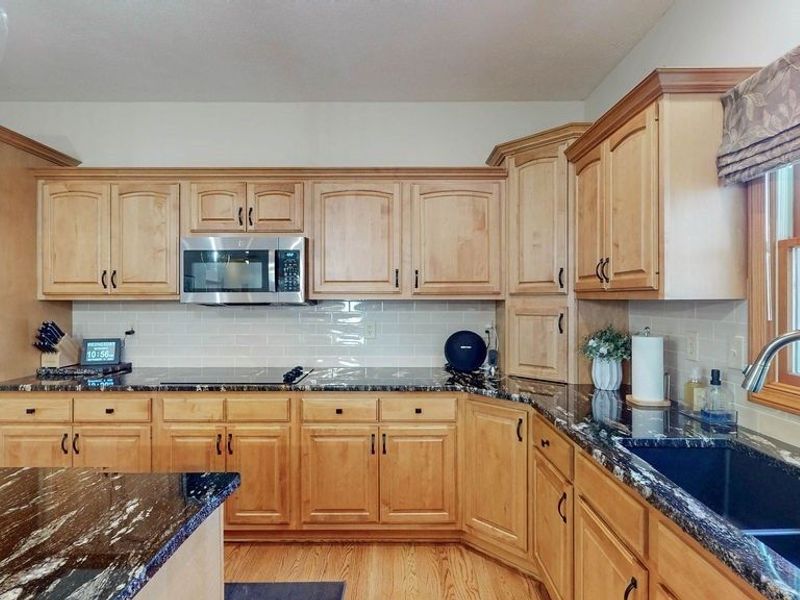 127 Whittlesey Drive, Tallmadge, OH 44278 Photo 25