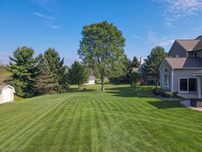 127 Whittlesey Drive, Tallmadge, OH 44278 Photo 5