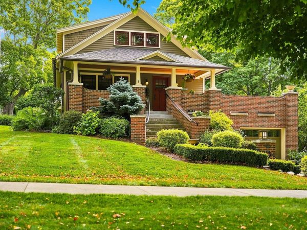101 Grand Avenue S, Leland, MI 49654