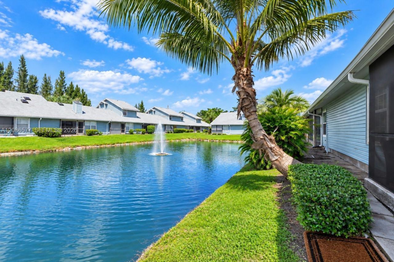3839 Island Club Cir, Lake Worth, FL 33462 Photo