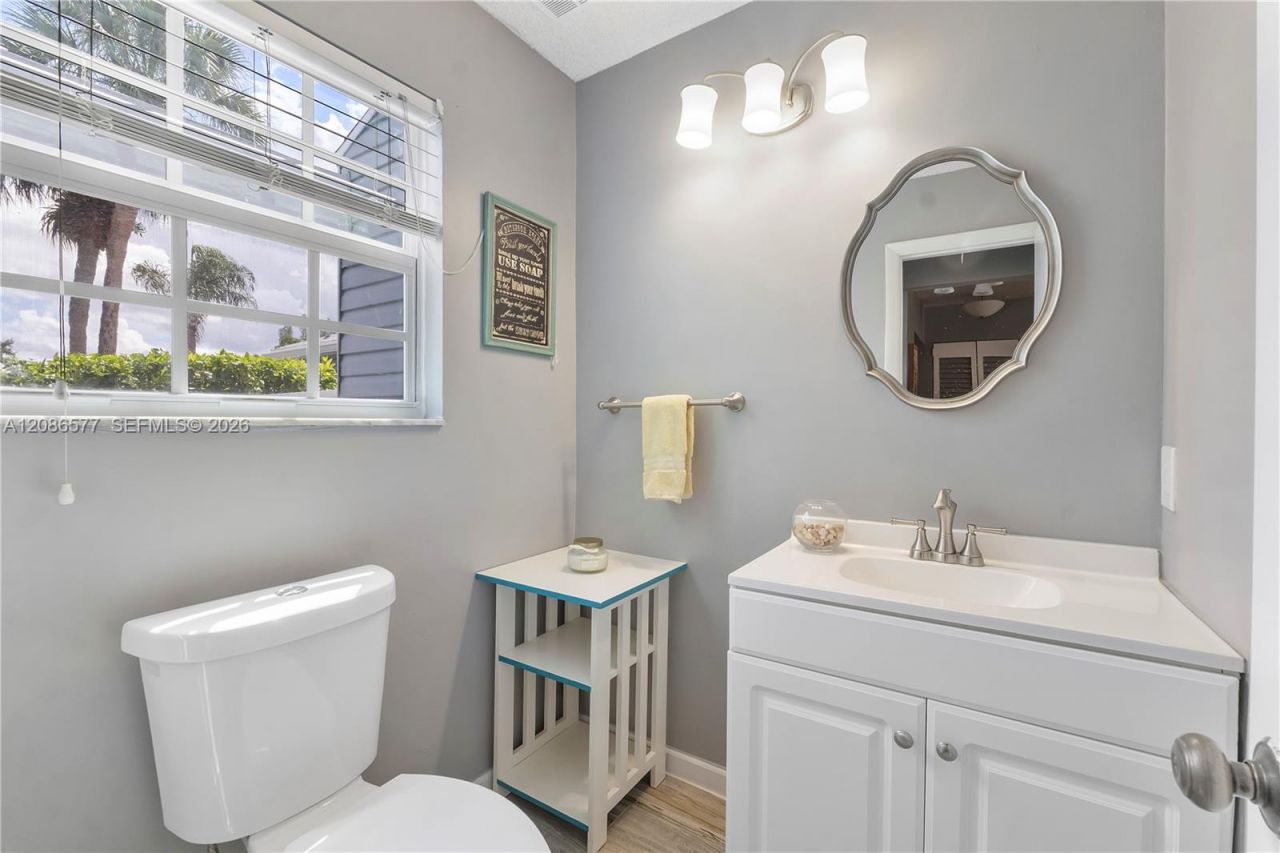 3839 Island Club Cir, Lake Worth, FL 33462 Photo