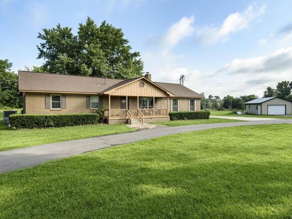 8409 Carrie Drive, Benton, AR 72019