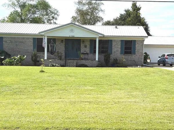 1709 Crest Ln, Molino, FL 32577
