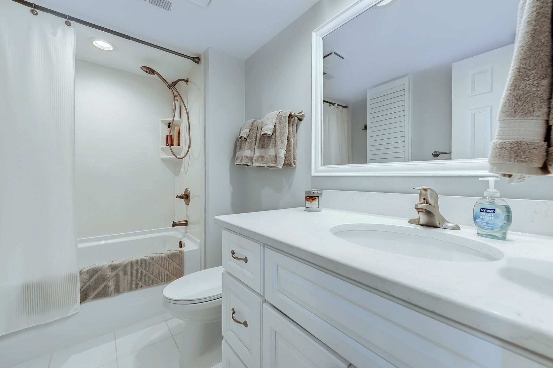 100 Ocean Creek Dr. Photo 30