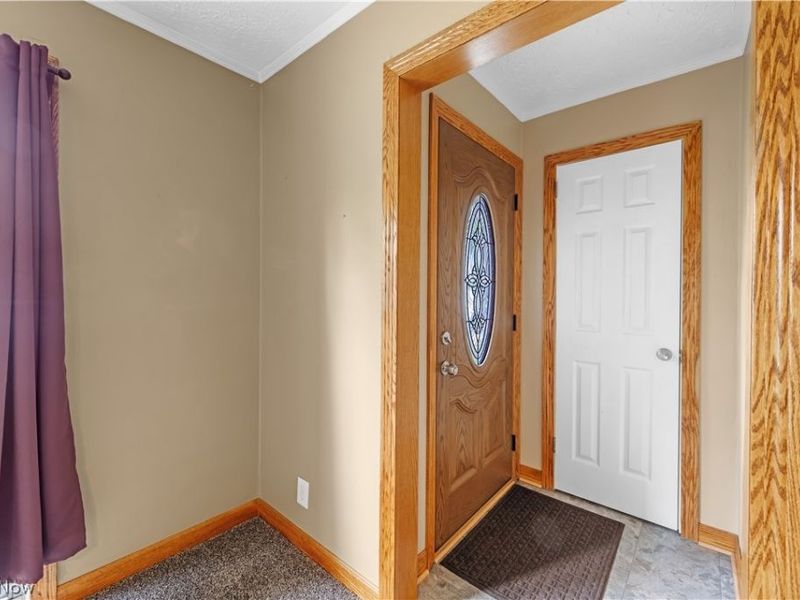 216 Rowford Avenue SW, Massillon, OH 44646 Photo 9