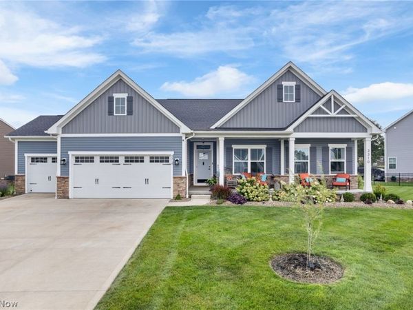 3310 Stoneleigh Road NE, Canton, OH 44721
