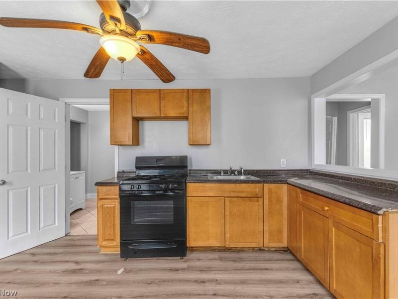 5917 Cable Avenue, Cleveland, OH 44127 Photo 13