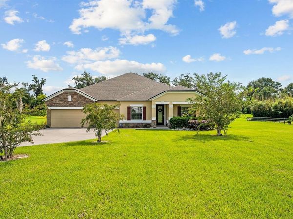 5615 SW 215TH TERRACE , NEWBERRY, FL 32669