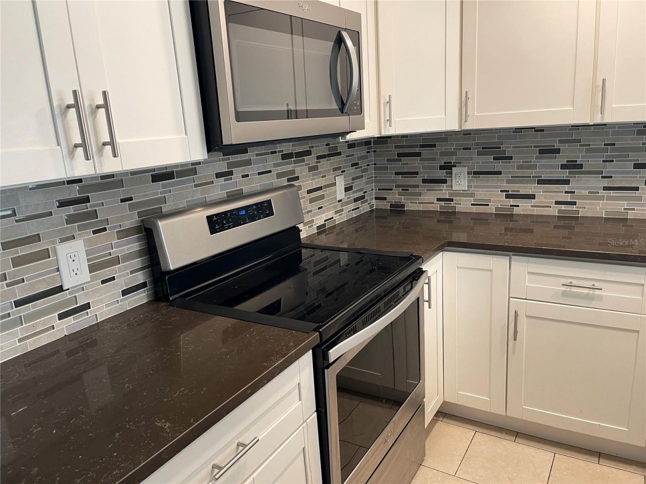 3670 Pinecrest Street, Unit 111, Sarasota, FL 34232 Photo