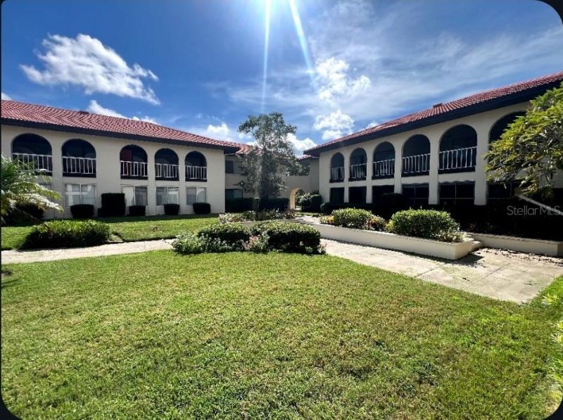 3670 Pinecrest Street, Unit 111, Sarasota, FL 34232 Photo